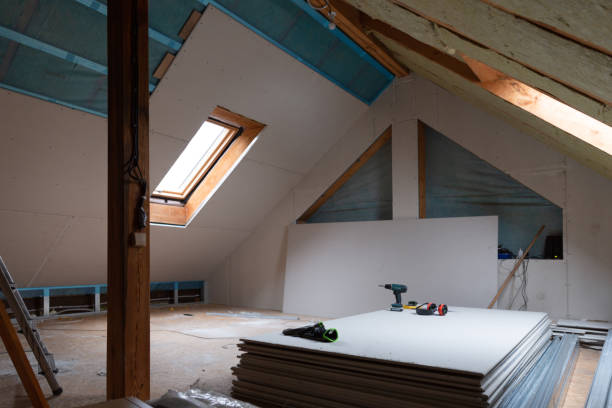 Best Types of Insulation in Eddyville, IA